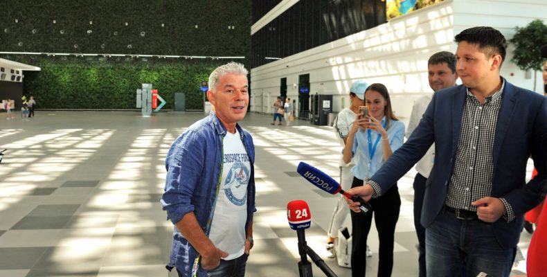 Олег Газманов записал аудиоприветствие для пассажиров аэропорта Симферополь