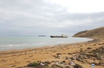 В Крыму корабли выбросило на мель (фото)