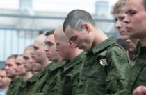 Не пошел в армию – заплати штраф: в Крыму наказали призывников