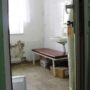 «Дети с бронхитом, а в процедурном — холод!»: В дневном стационаре детской поликлиники Симферополя в декабре срезали все батареи
