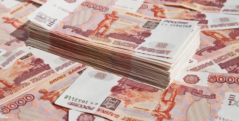 Женщина перевела неизвестным около 5 миллионов рублей